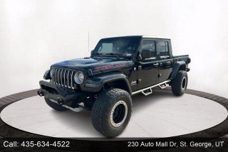 2021 Jeep Gladiator with Black Clearcoat Exterior