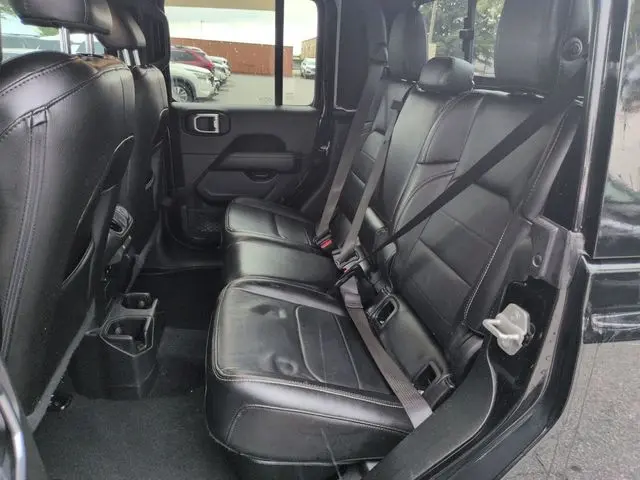 2022 Jeep Gladiator - $34,995