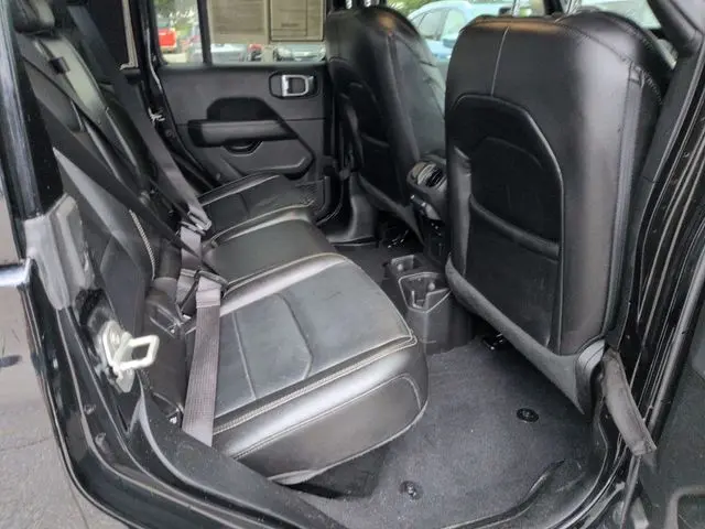 2022 Jeep Gladiator - $34,995