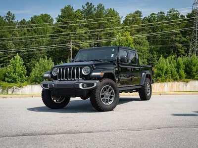 2020 Jeep Gladiator 4X4 Overland 4DR Crew Cab 5.0 FT. SB