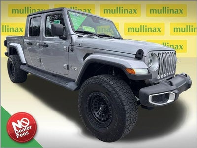 2020 Jeep Gladiator 4X4 Overland 4DR Crew Cab 5.0 FT. SB