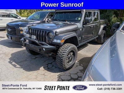 Photo of a 2021 Jeep Gladiator 4X4 Overland 4DR Crew Cab 5.0 FT. SB for sale