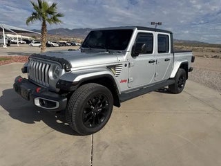 2022 Jeep Gladiator with Silver Zynith Clearcoat Exterior