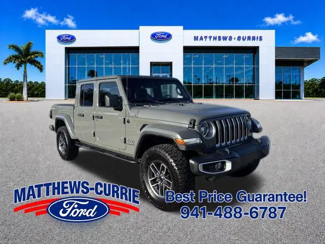 2023 Jeep Gladiator - $27,995