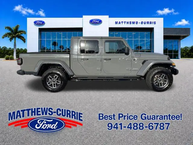 2023 Jeep Gladiator - $27,995