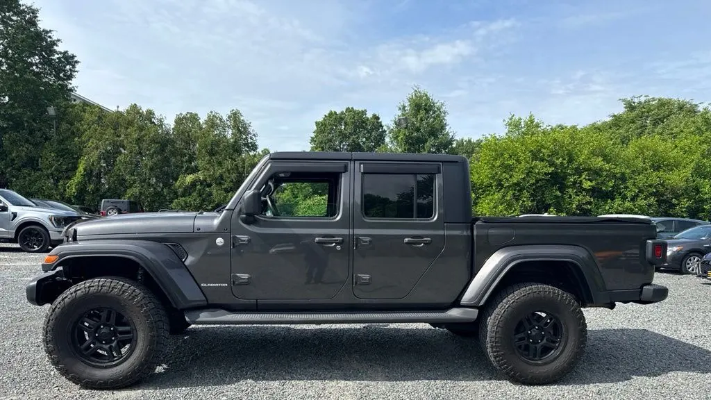 2021 Jeep Gladiator Overland