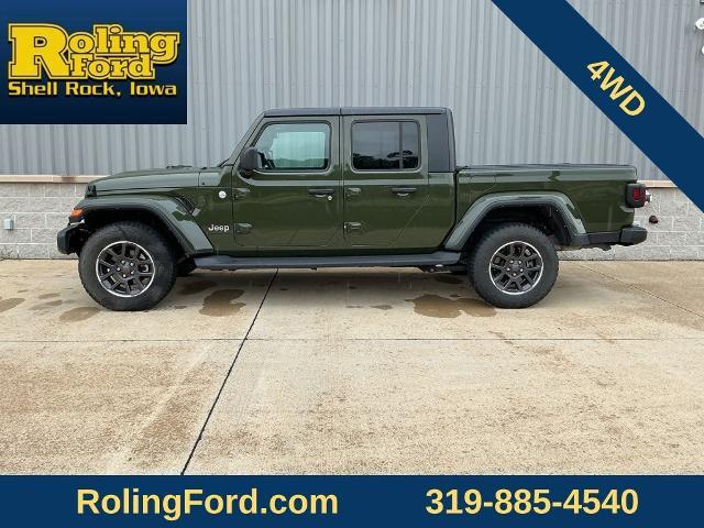 2022 Jeep Gladiator Overland — photo 1 of 24