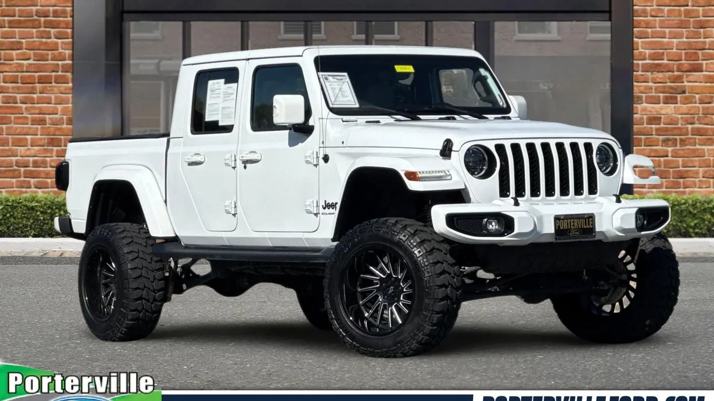 Preowned 2023 Jeep Gladiator Overland for Sale