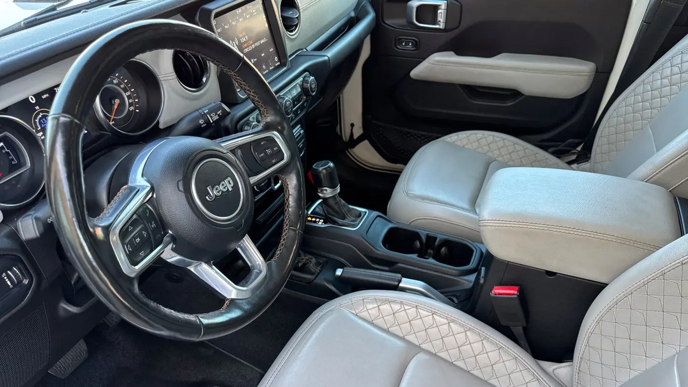 2023 Jeep Gladiator Overland