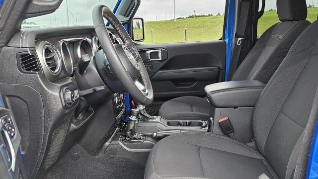 2023 Jeep Gladiator Overland