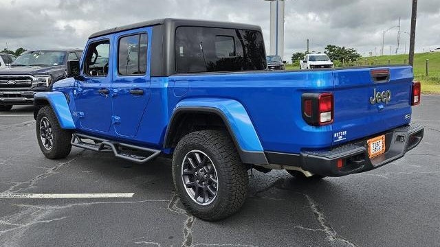 2023 Jeep Gladiator Overland