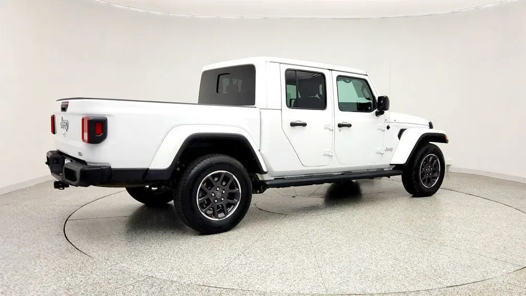 2023 Jeep Gladiator - $24,895