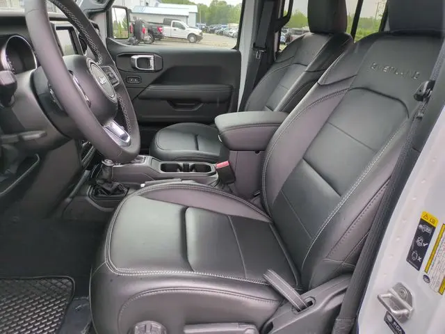 2023 Jeep Gladiator - $36,999