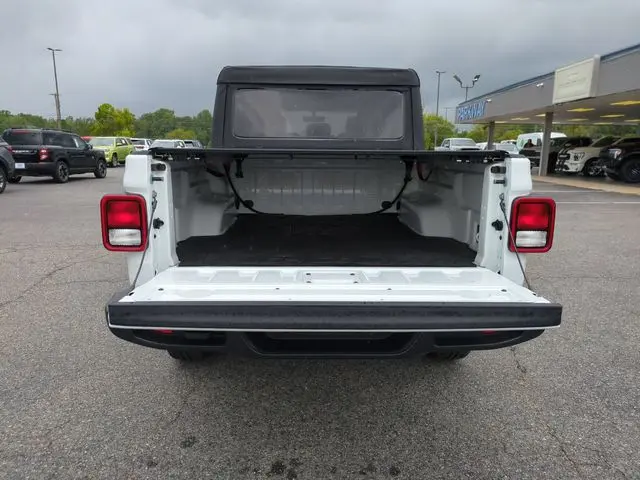 2023 Jeep Gladiator - $36,999