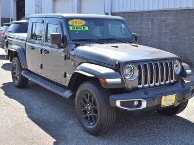 2020 Jeep Gladiator 4X4 Overland 4DR Crew Cab 5.0 FT. SB