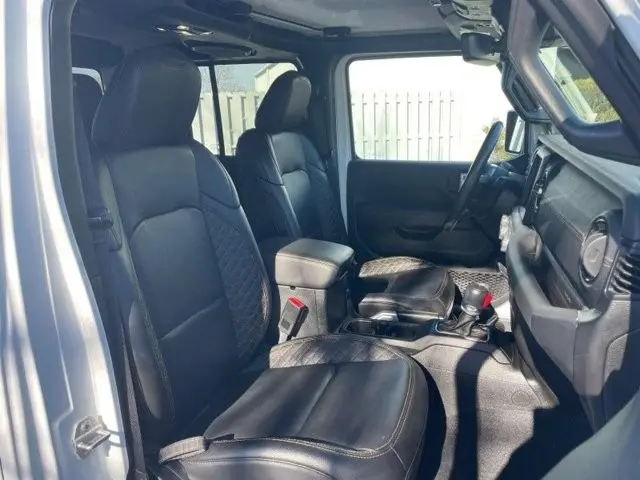 2021 Jeep Gladiator - $35,995