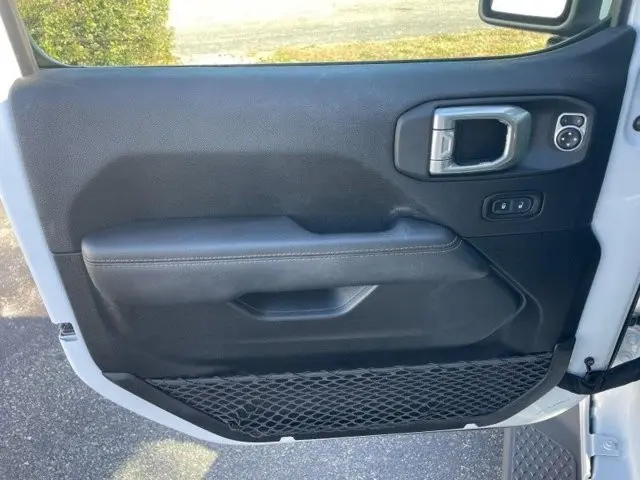 2021 Jeep Gladiator - $35,995