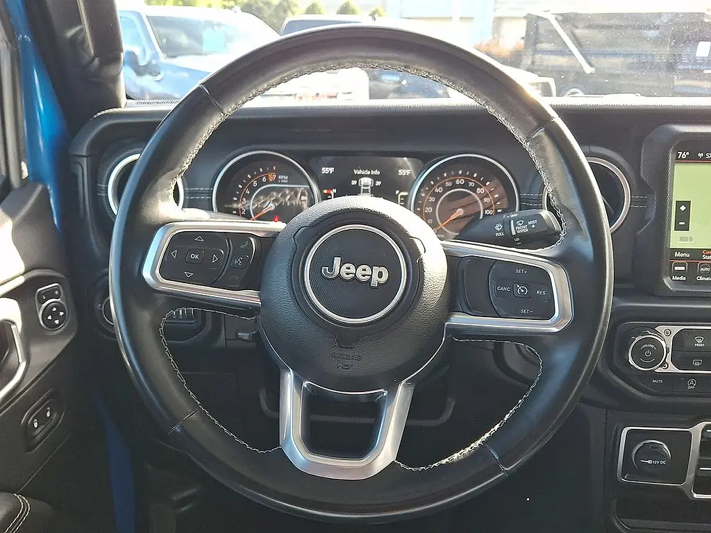 2022 Jeep Gladiator - $31,995