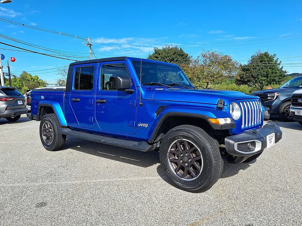 2022 Jeep Gladiator - $31,995