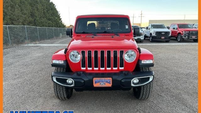 2023 Jeep Gladiator Overland