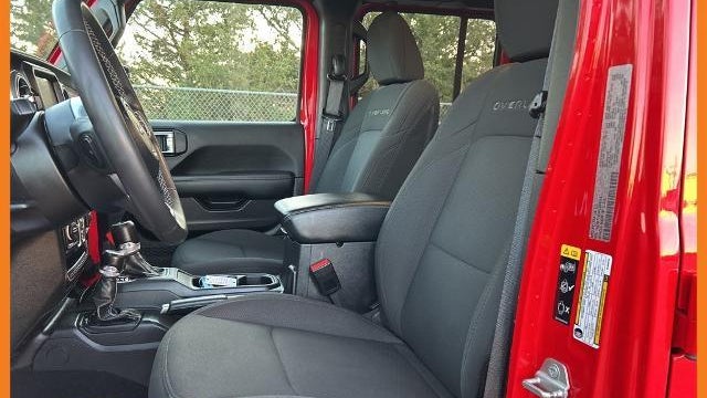 2023 Jeep Gladiator Overland