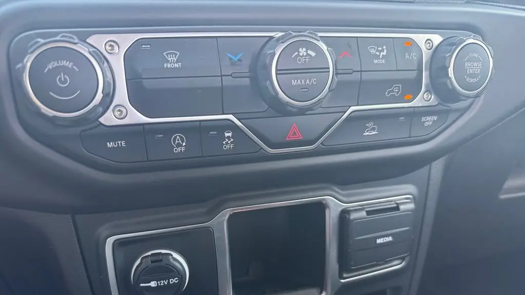 2023 Jeep Gladiator Sport