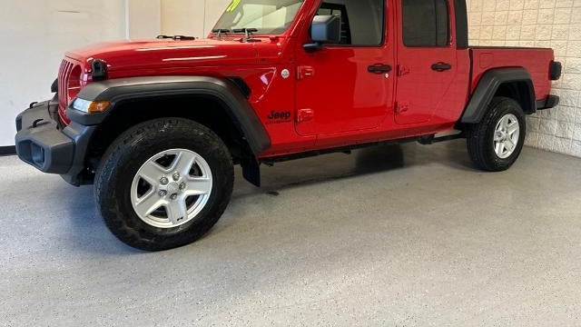 2020 Jeep Gladiator Sport