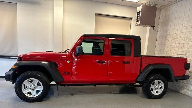 2020 Jeep Gladiator Sport