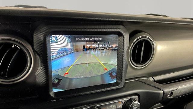 2023 Jeep Gladiator Sport