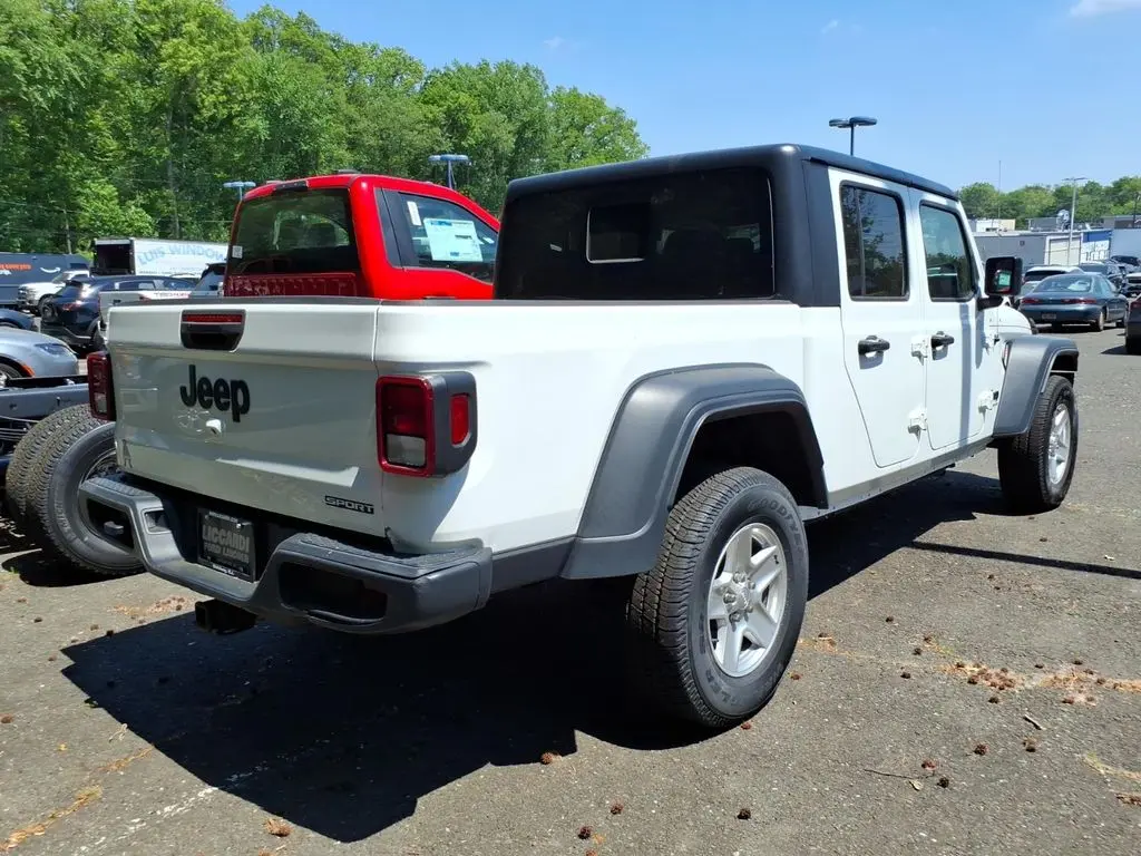 2020 Jeep Gladiator - $16,890