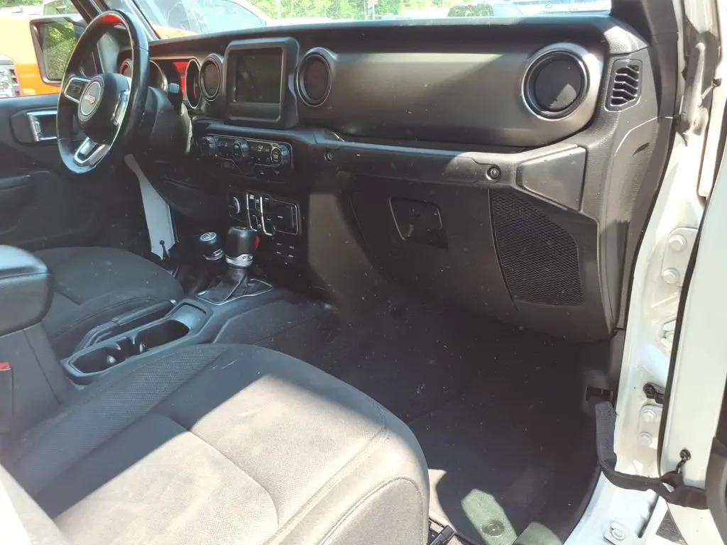 2020 Jeep Gladiator - $16,890