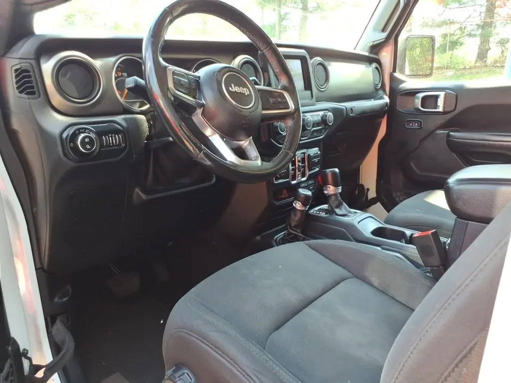 2020 Jeep Gladiator - $16,890