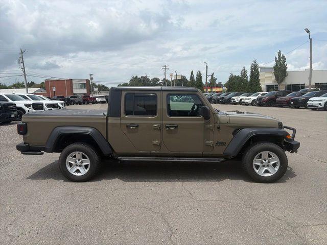 2020 Jeep Gladiator - $26,329