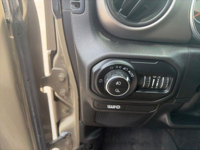 2020 Jeep Gladiator - $26,329