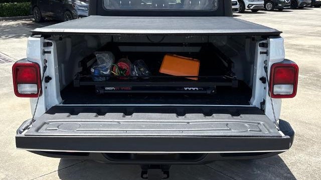 2020 Jeep Gladiator Sport