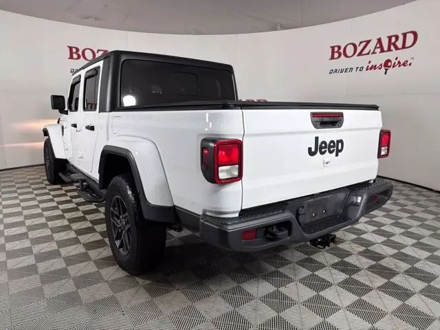 2024 Jeep Gladiator - $34,000