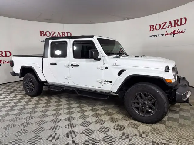 2024 Jeep Gladiator - $34,000
