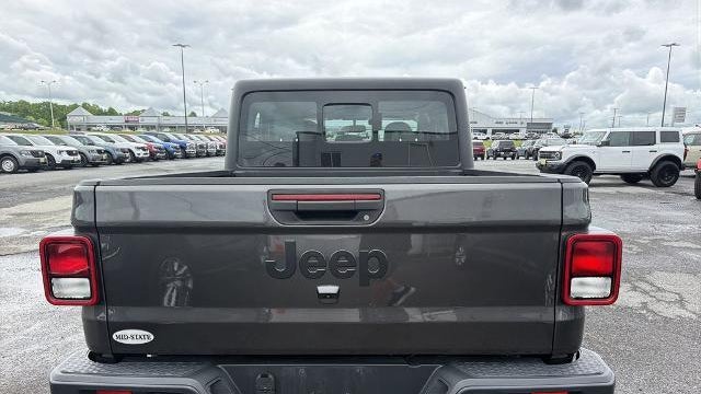 2024 Jeep Gladiator Sport