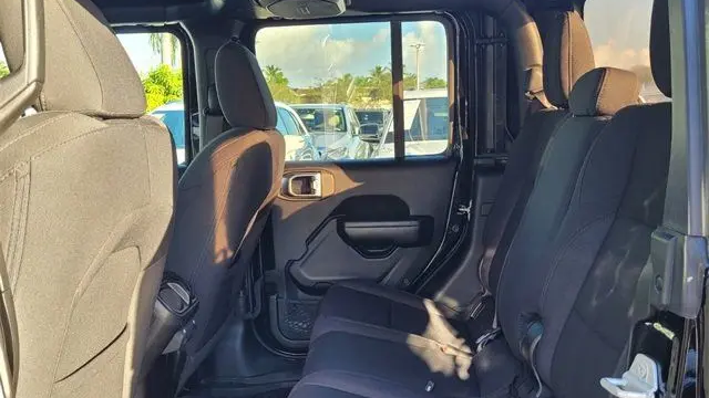2020 Jeep Gladiator Sport