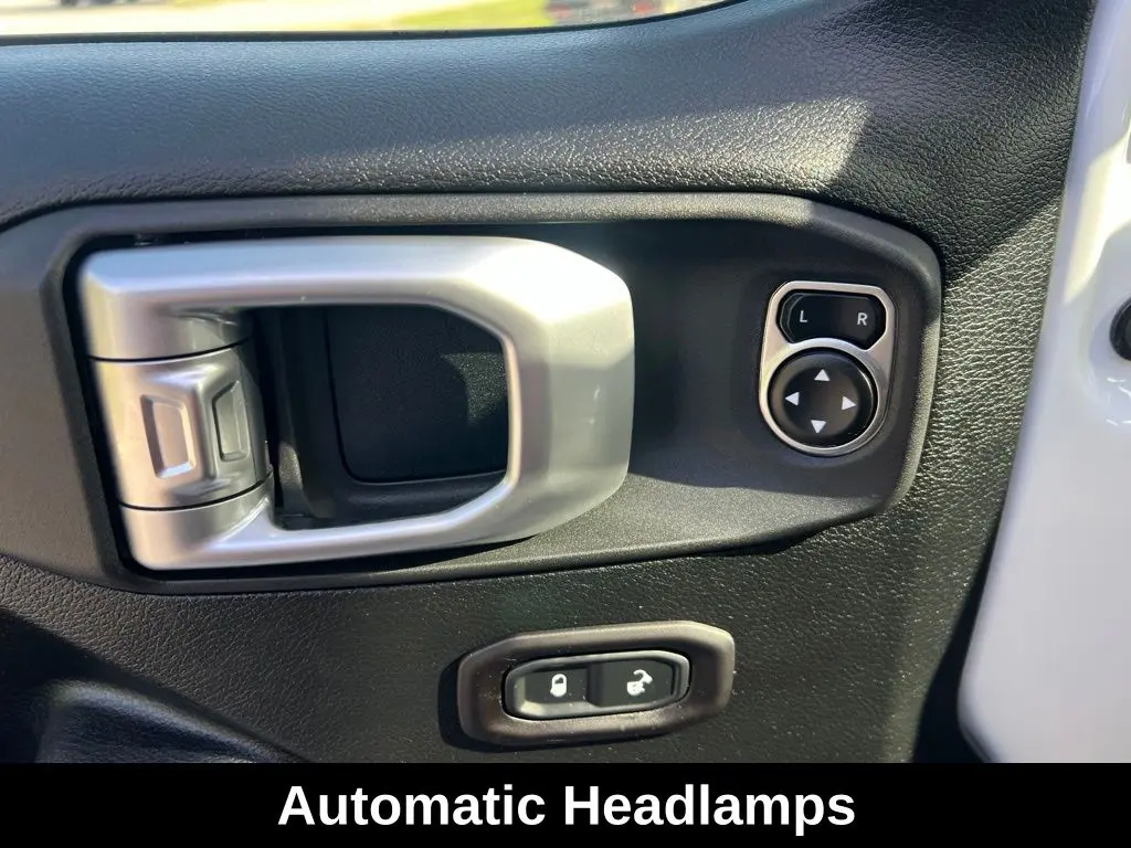 2020 Jeep Gladiator - $21,242