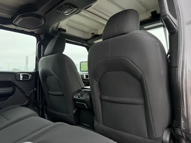 2022 Jeep Gladiator - $25,000