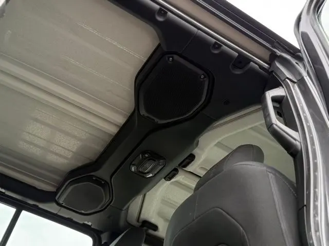 2022 Jeep Gladiator - $25,000