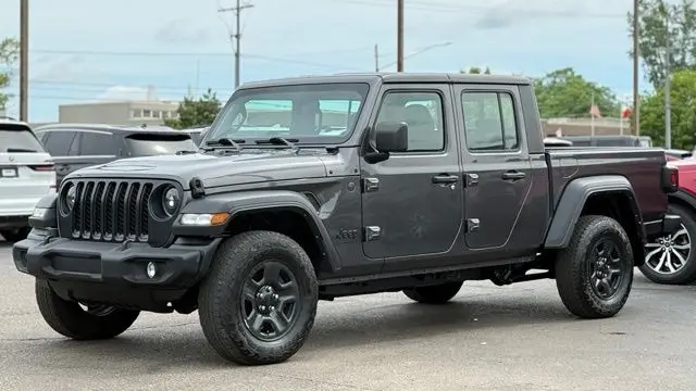 2022 Jeep Gladiator Sport