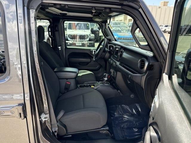 2023 Jeep Gladiator - $33,345
