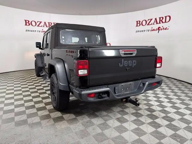 2023 Jeep Gladiator - $27,500