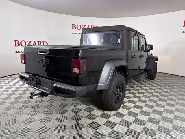 2023 Jeep Gladiator - $27,500