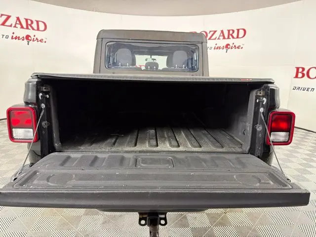 2023 Jeep Gladiator - $27,500