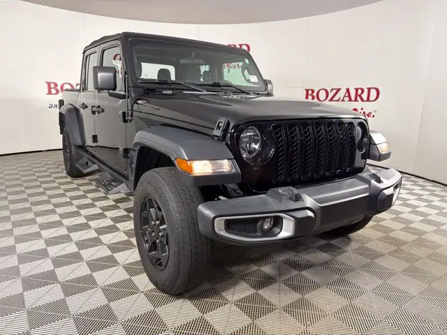 2023 Jeep Gladiator - $27,500