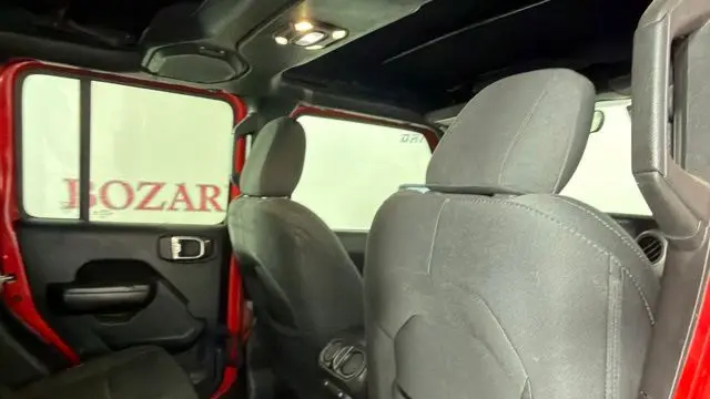 2020 Jeep Gladiator Sport