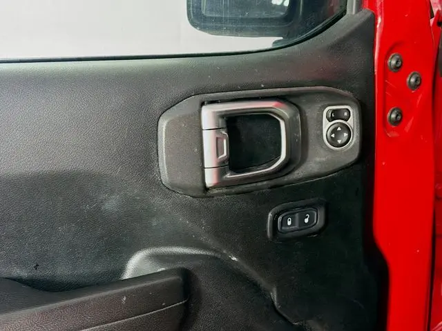 2020 Jeep Gladiator - $19,000